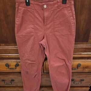 LOFT Men's Cargo Pants in Deep Red